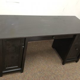 Standard desk assembly 