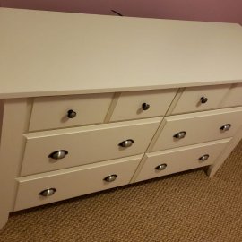 8-drawer dresser assembly