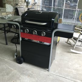 Char-Broil Grill Assembly