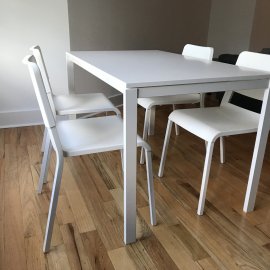 Dining table Assembly